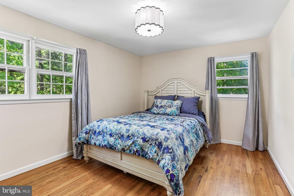 2886 PRINCETON PIKE