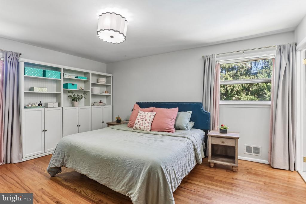 2886 PRINCETON PIKE
