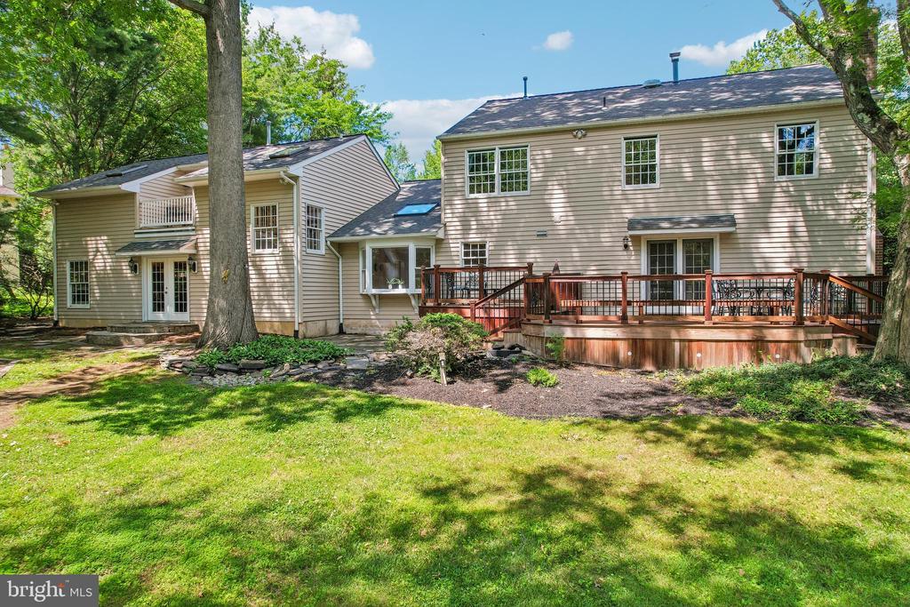 25 ANDREW DR