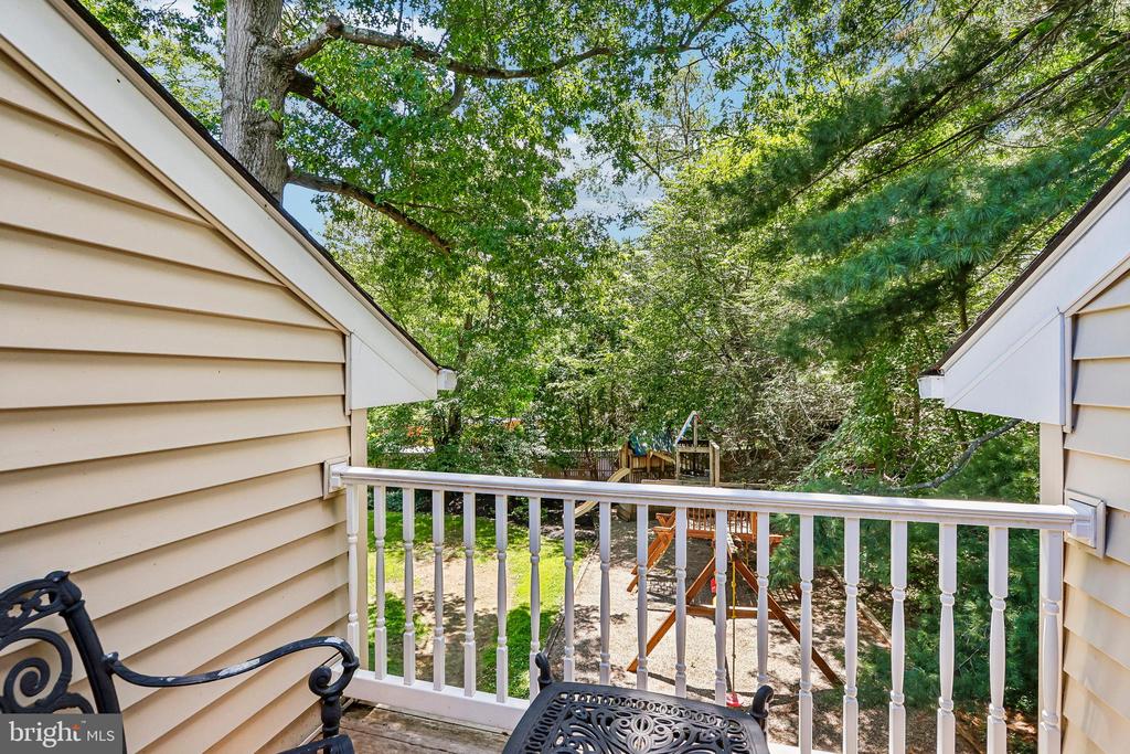 25 ANDREW DR