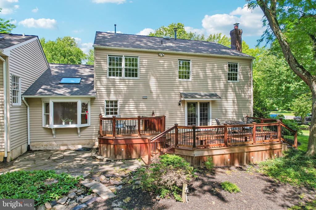 25 ANDREW DR