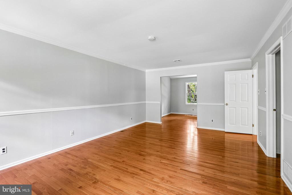 25 ANDREW DR