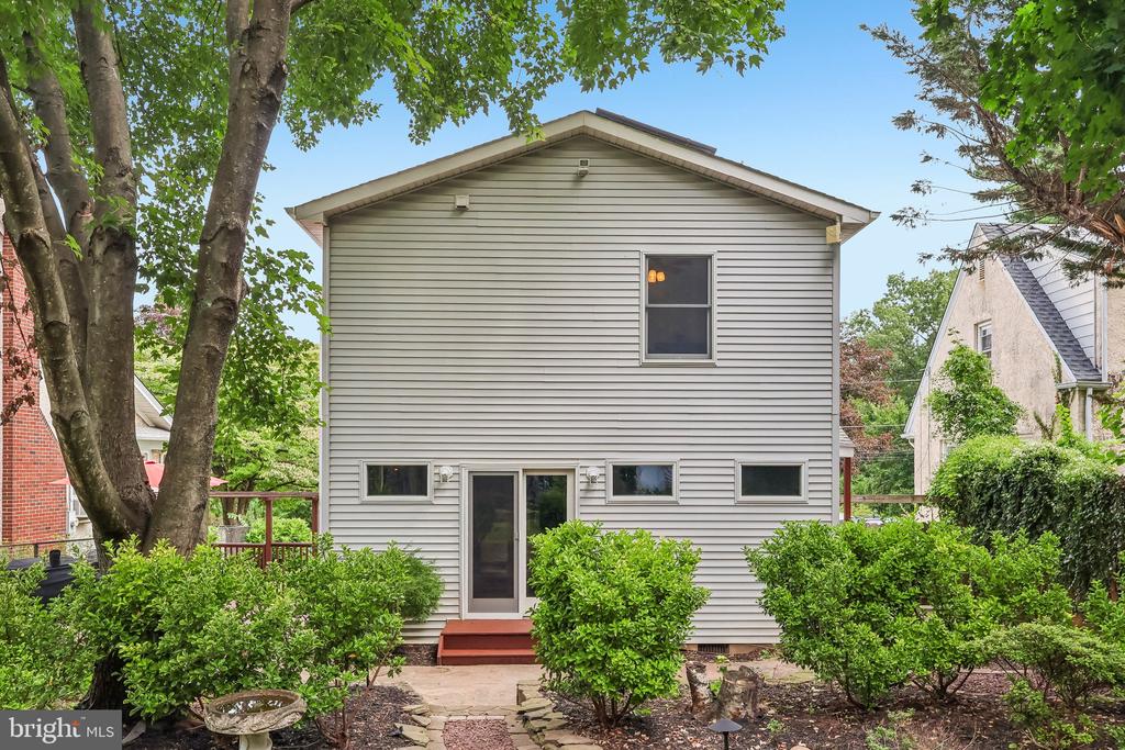 707 PRESIDENT AVENUE