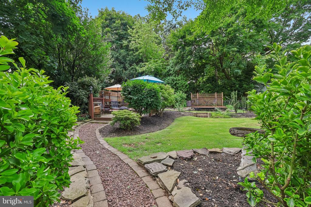 707 PRESIDENT AVENUE