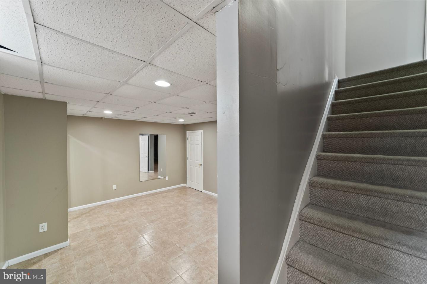 65 Wexford Dr