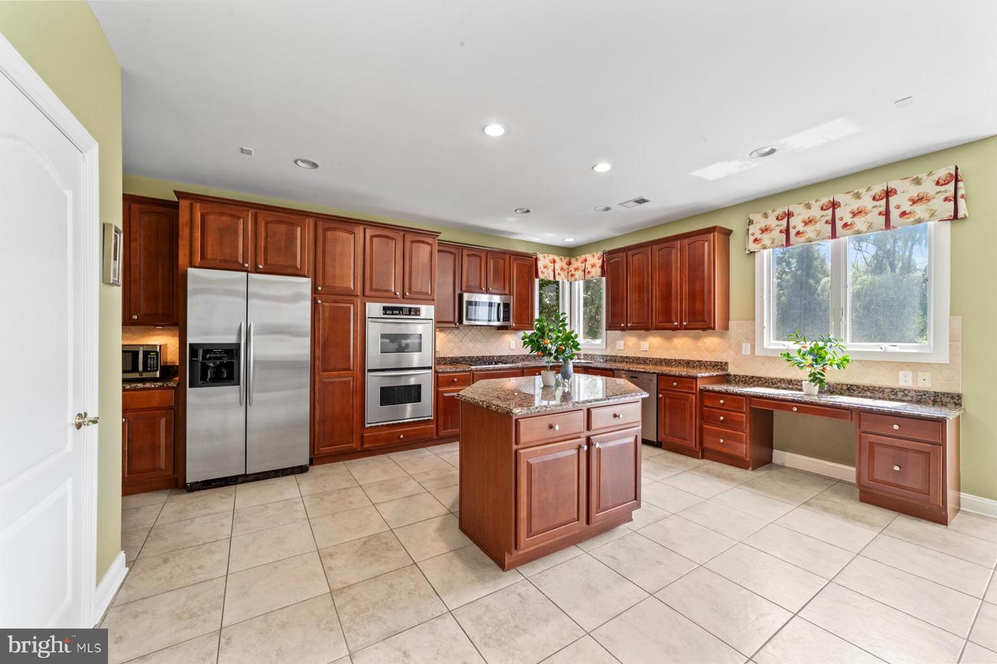 26 Woodland Dr