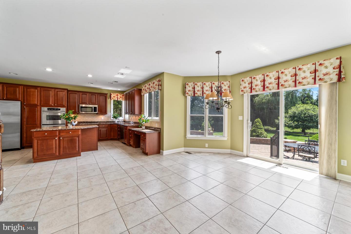 26 Woodland Dr