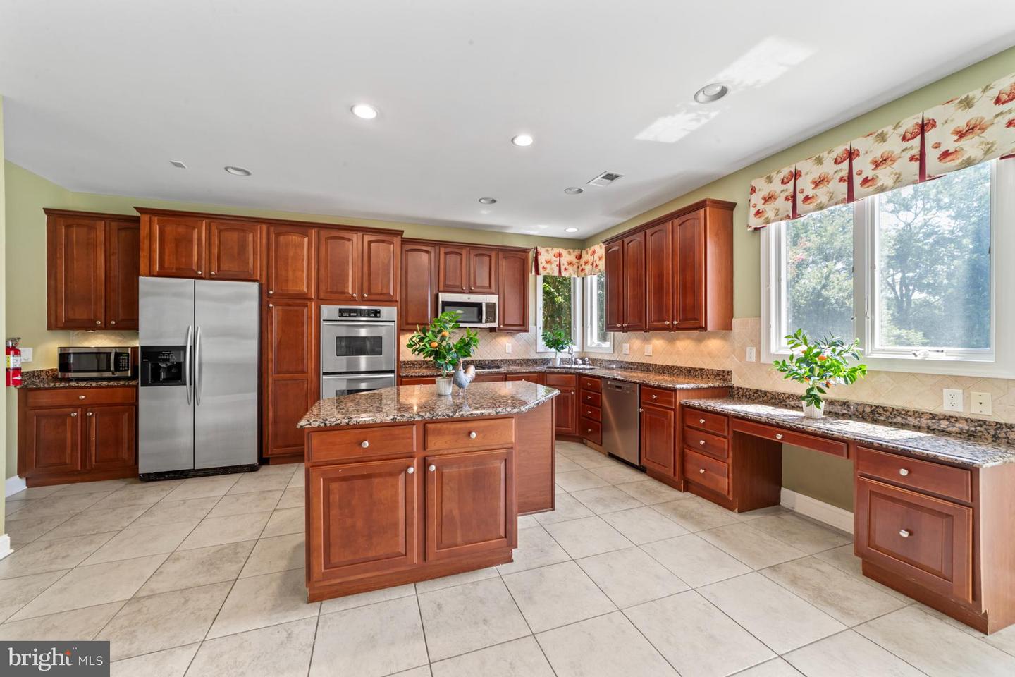 26 Woodland Dr