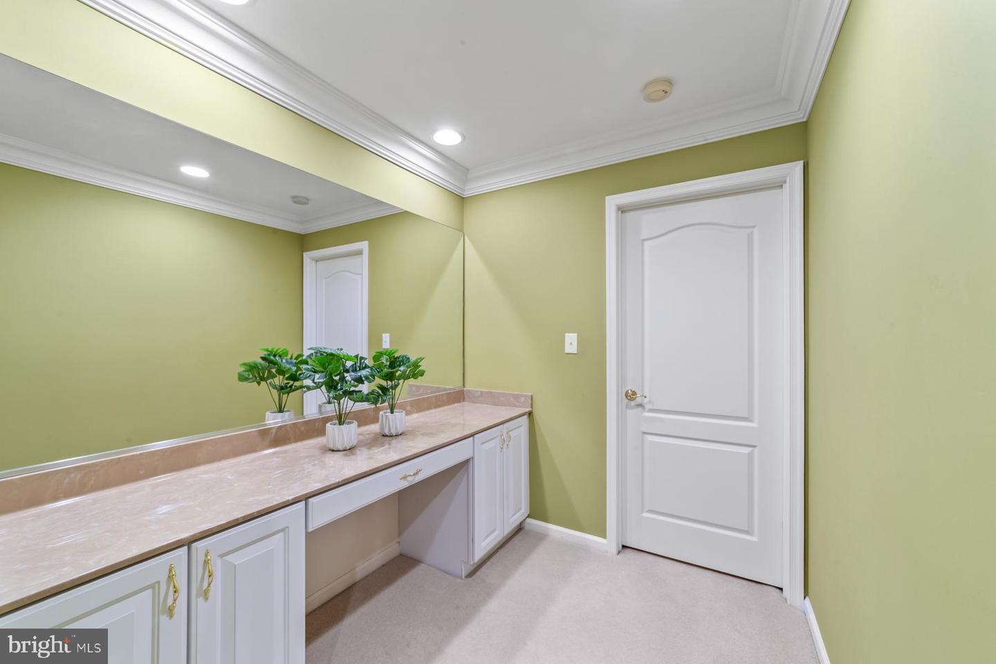 26 Woodland Dr