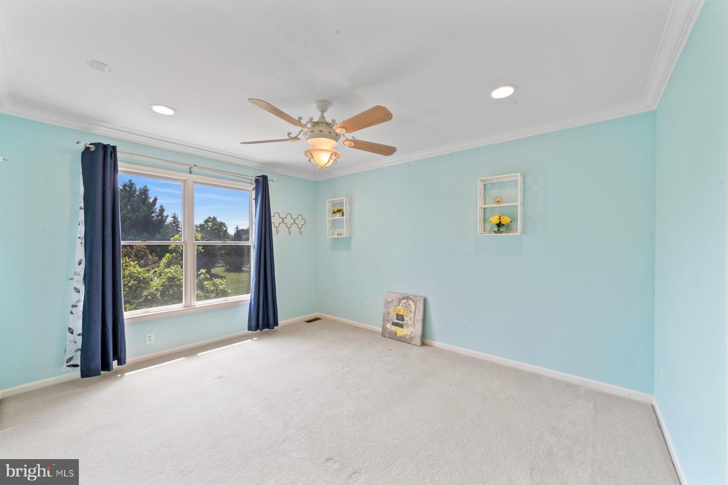 26 Woodland Dr