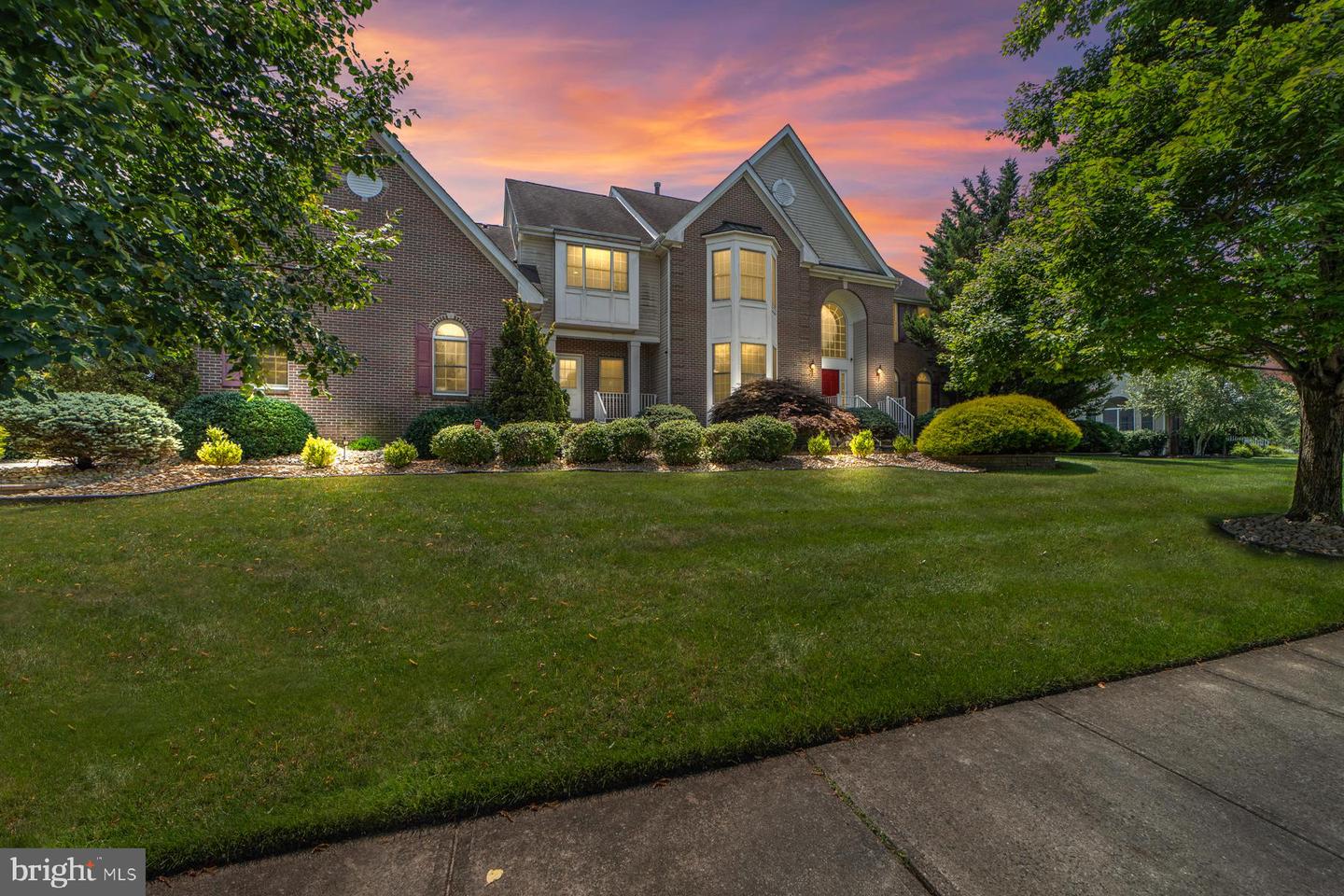 26 Woodland Dr