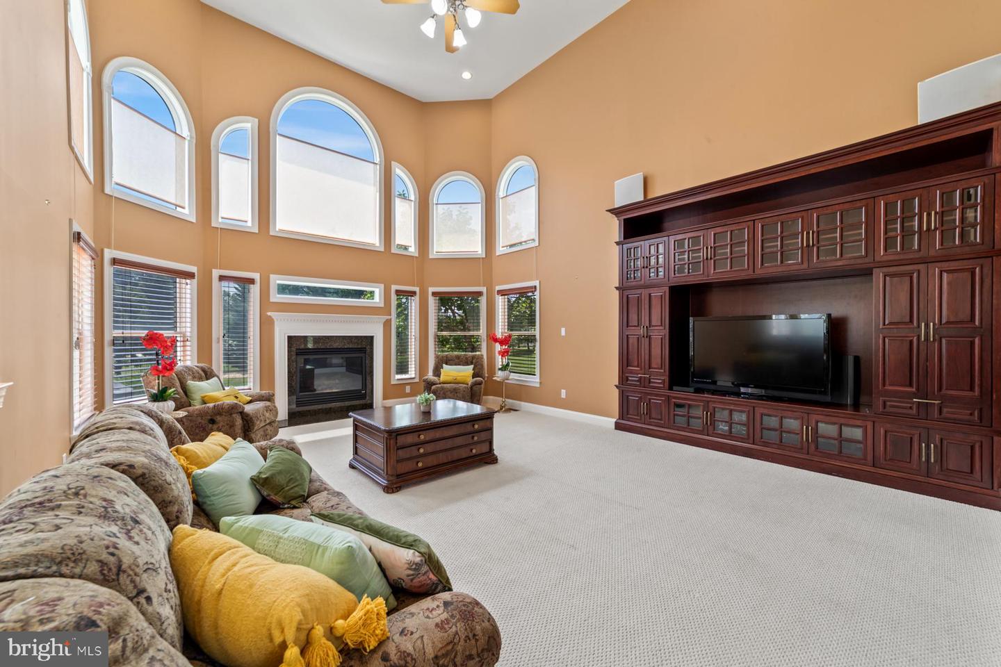 26 Woodland Dr