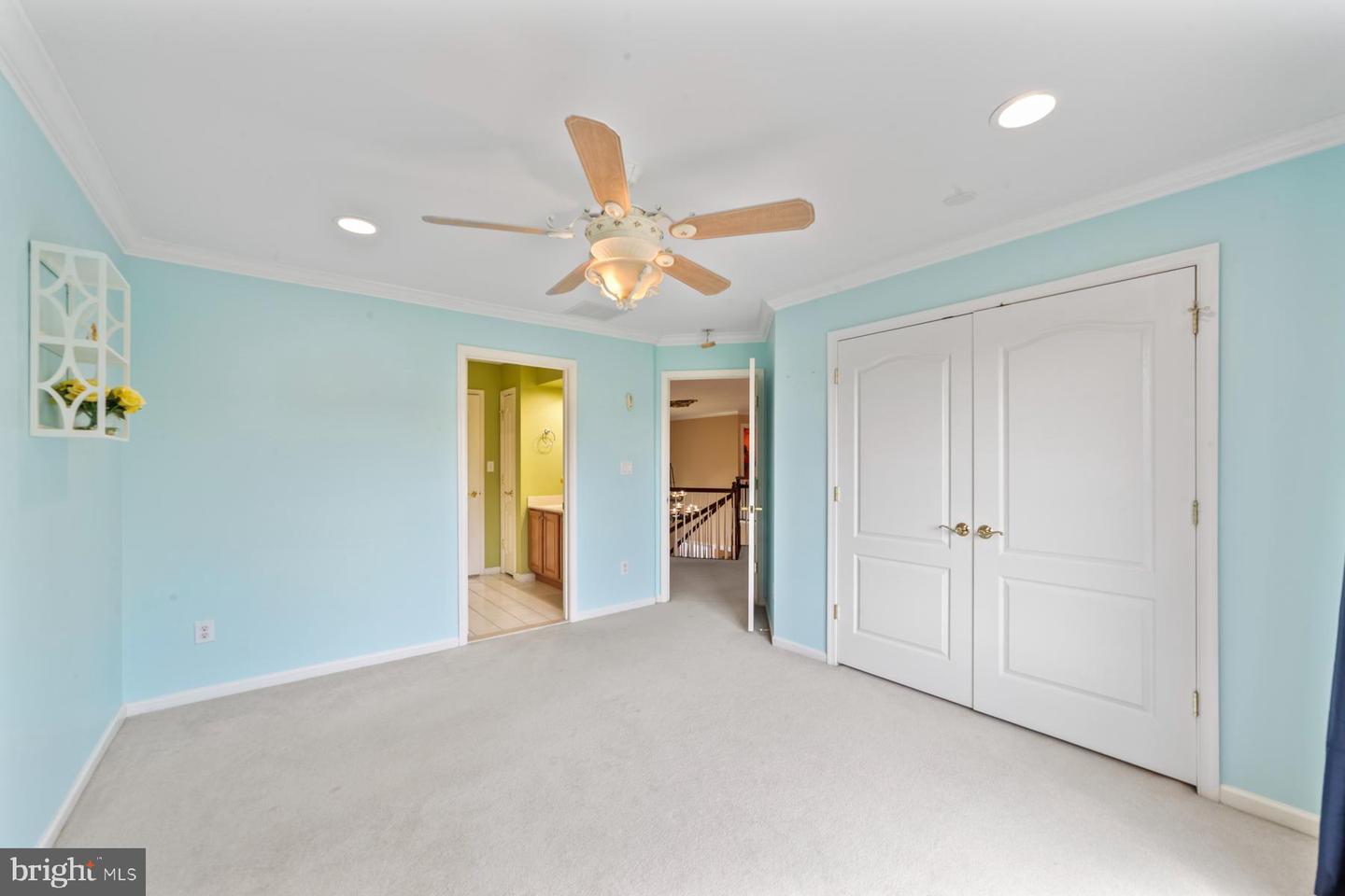 26 Woodland Dr