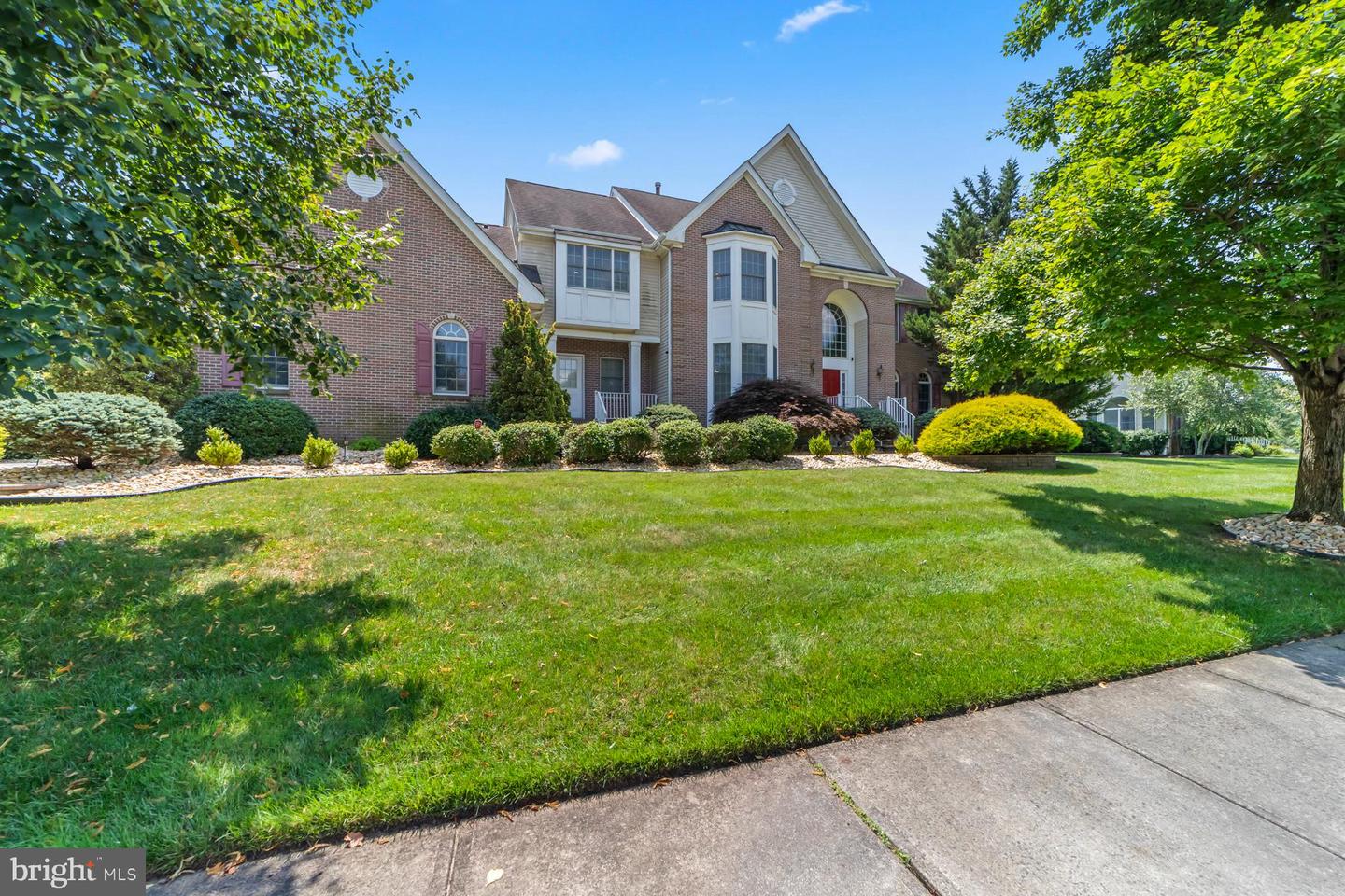 26 Woodland Dr