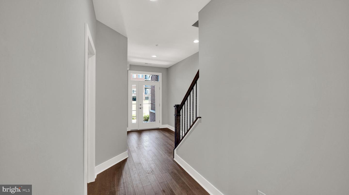 74 Riverwalk