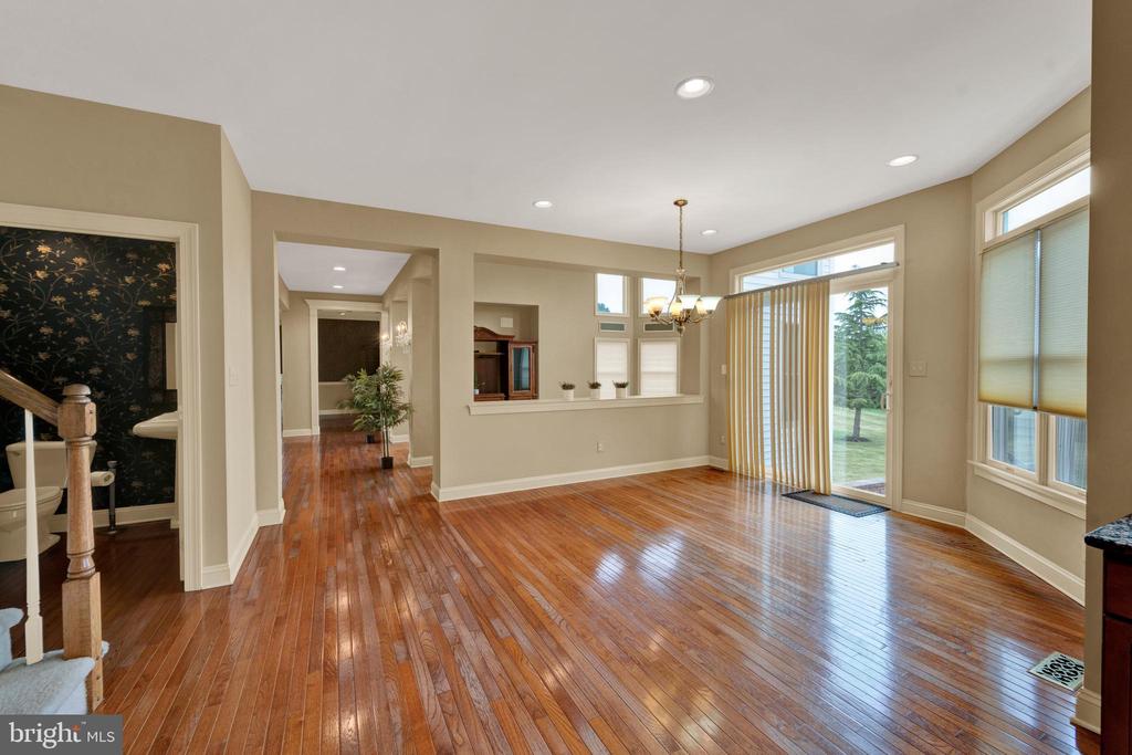 19 MEADOWLARK DRIVE