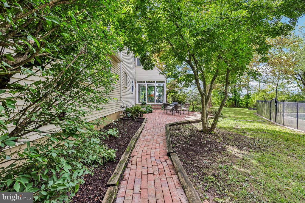 163 N MAIN STREET
