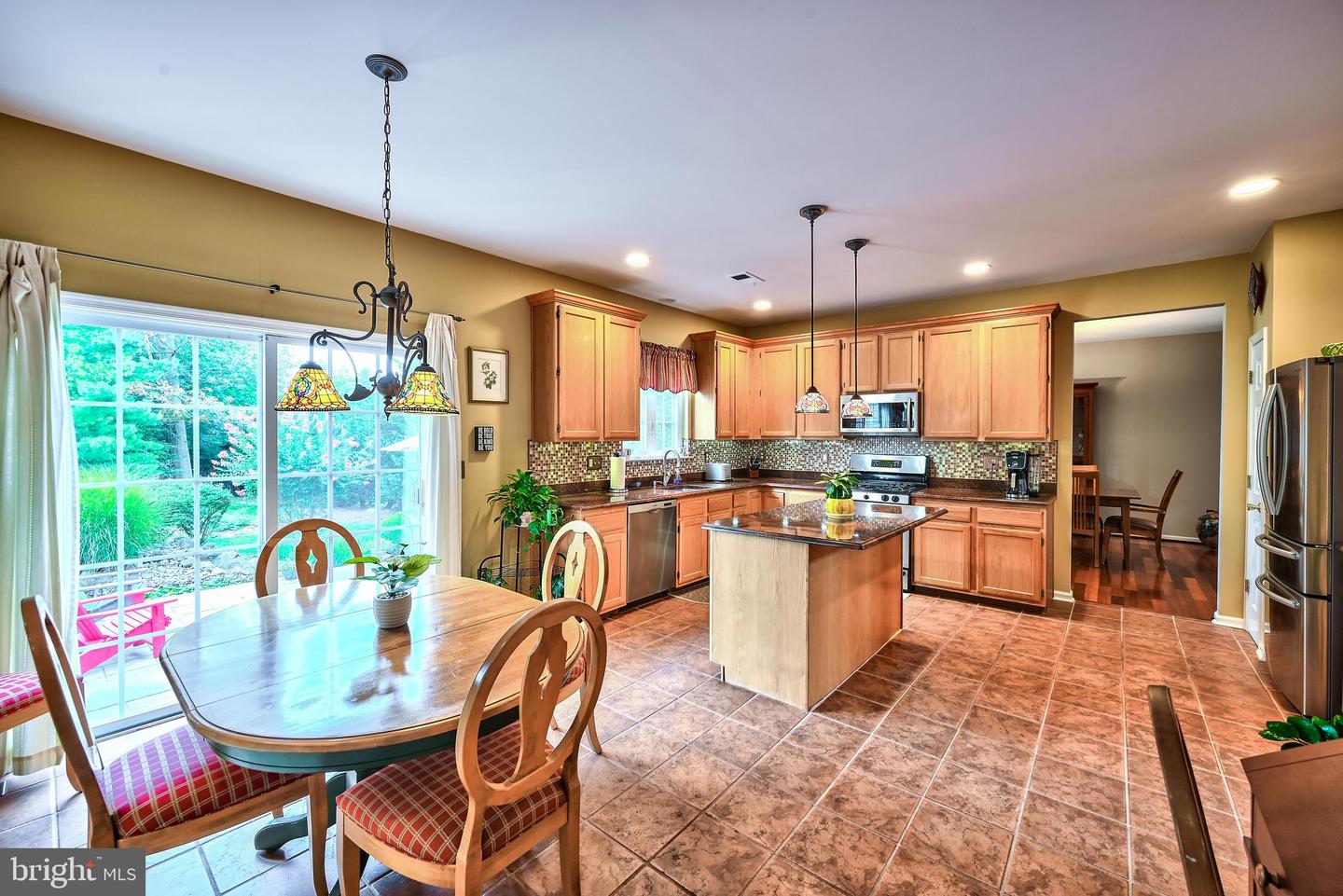 9 FIELDCREST DRIVE