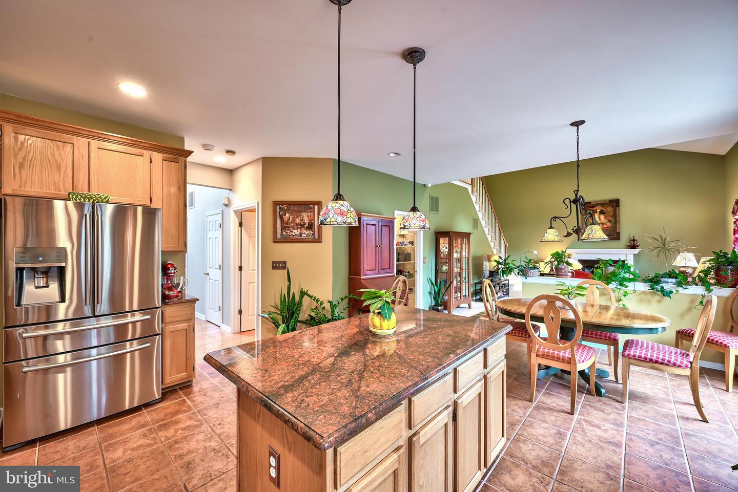 9 FIELDCREST DRIVE