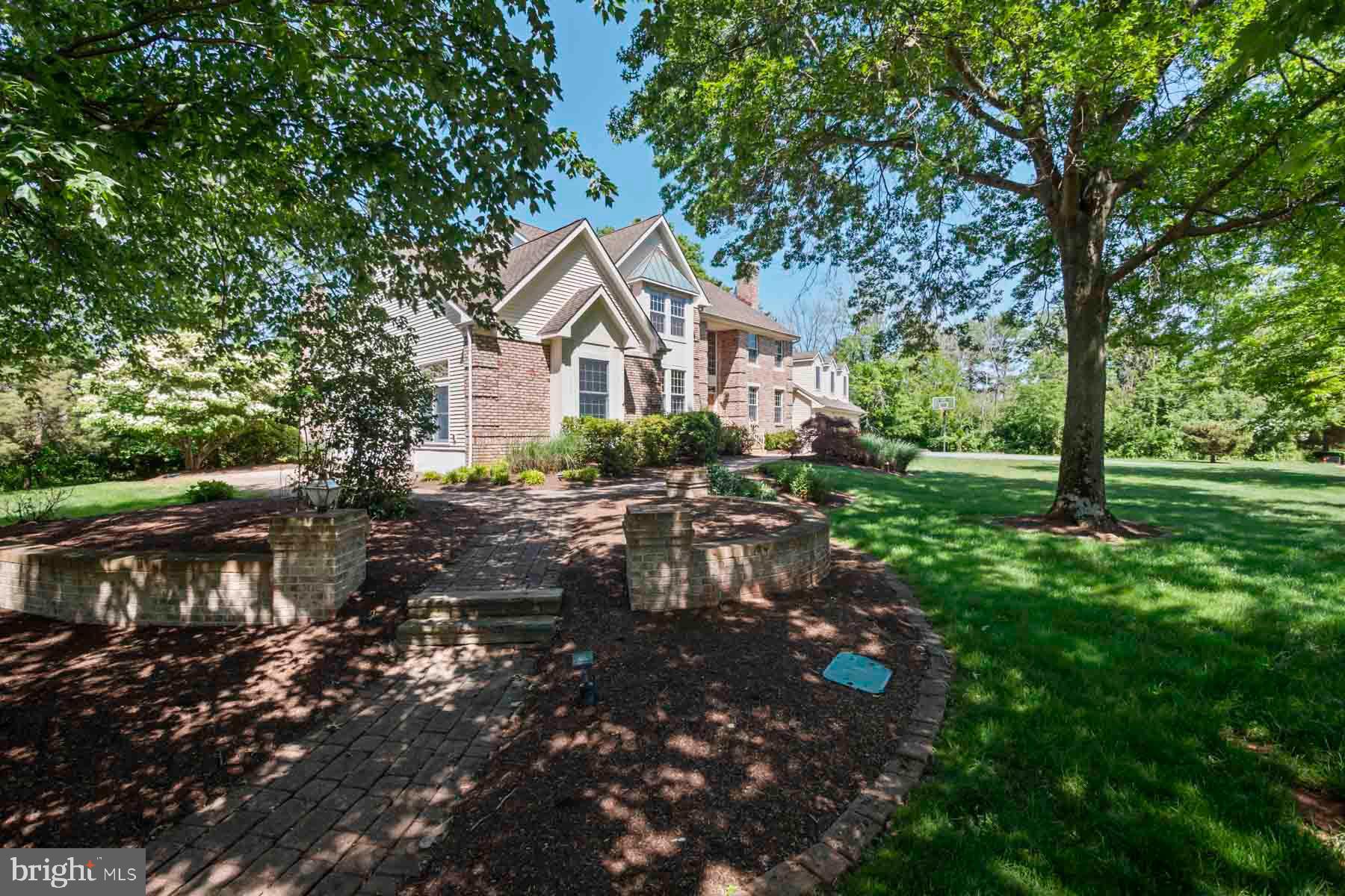 26 WELLINGTON COURT