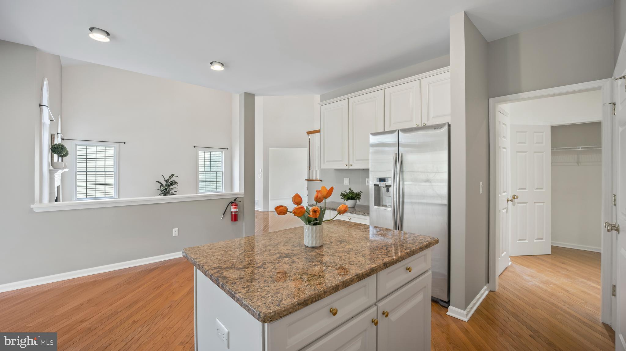 8 Bethpage DRIVE