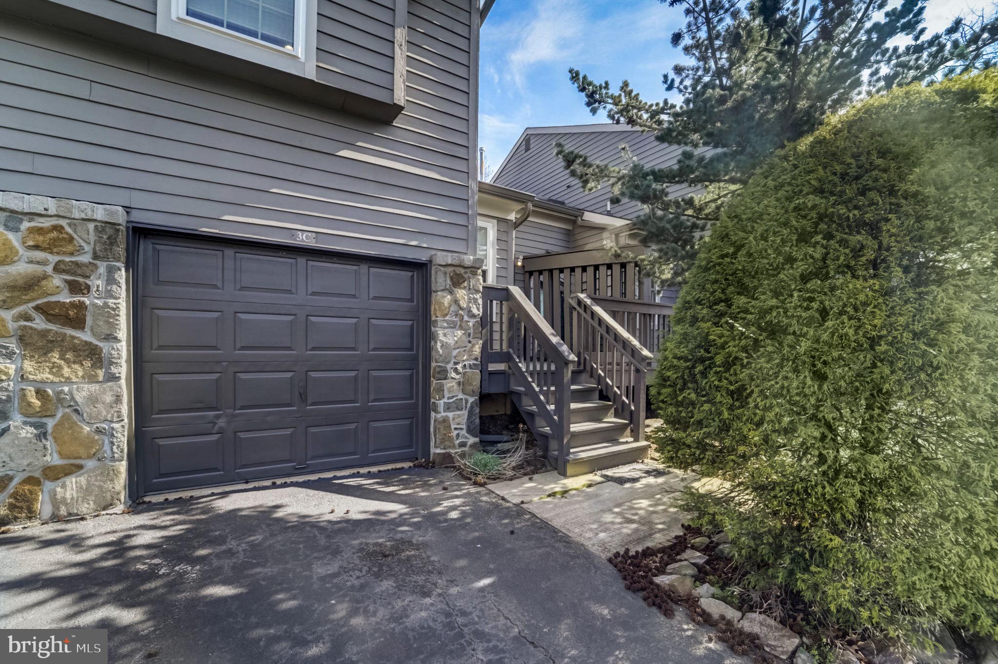 3-C Brookline Ct