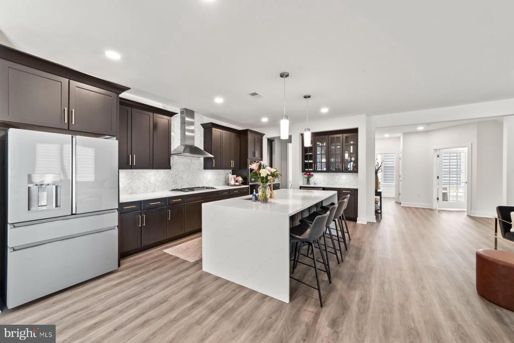 47 E Hartwick