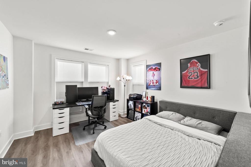 47 E Hartwick