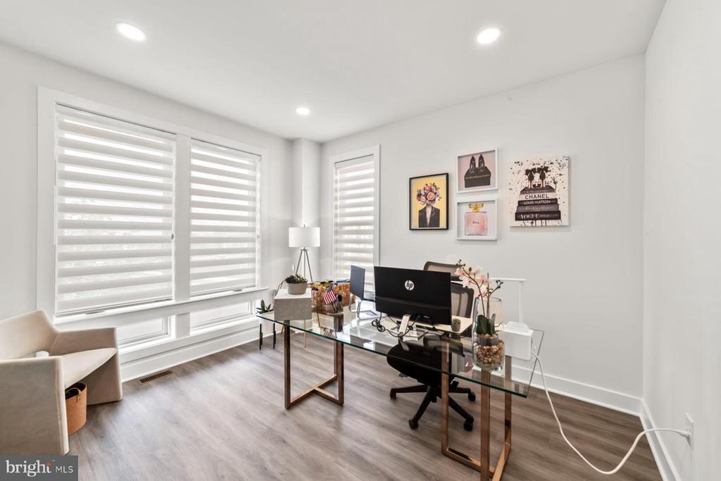47 E Hartwick