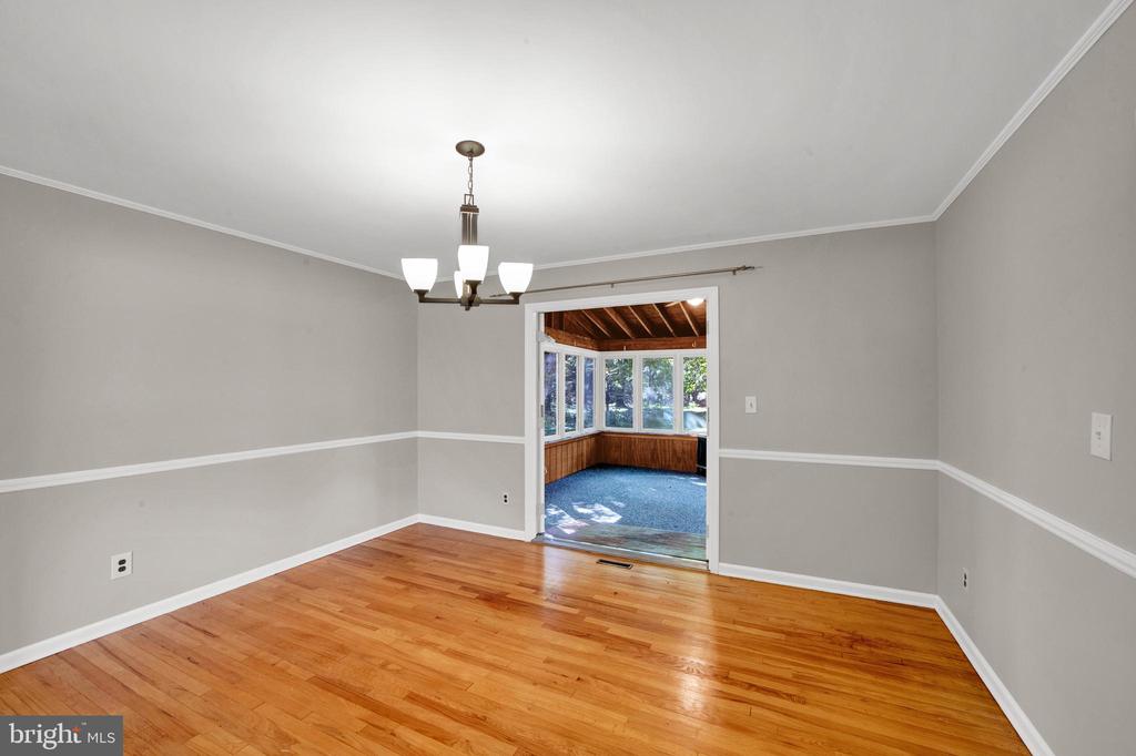 382 Burnt Hill Rd