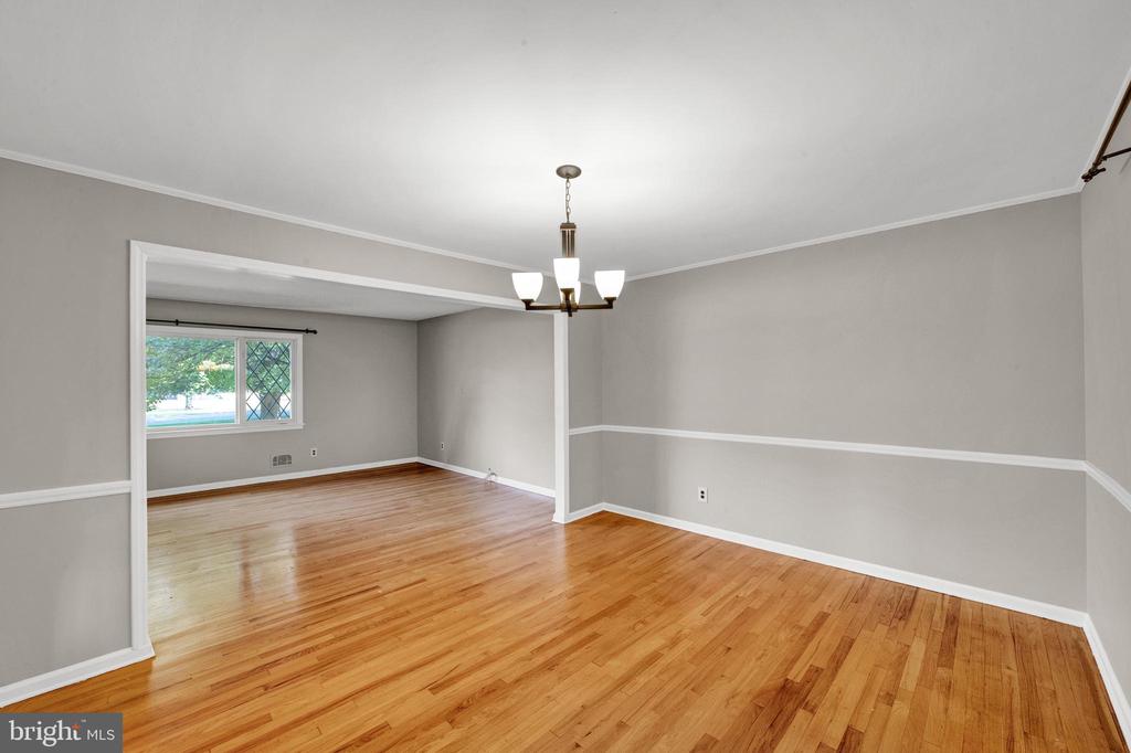 382 Burnt Hill Rd