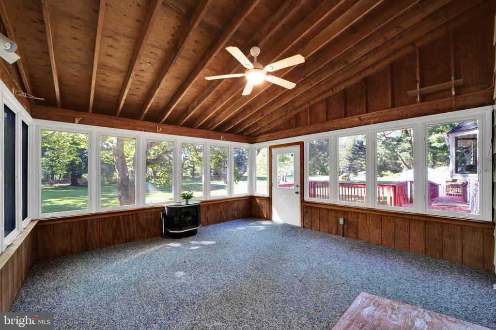 382 Burnt Hill Rd