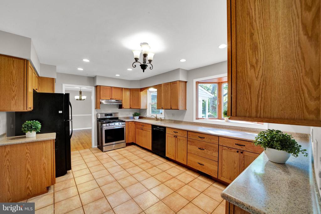 382 Burnt Hill Rd
