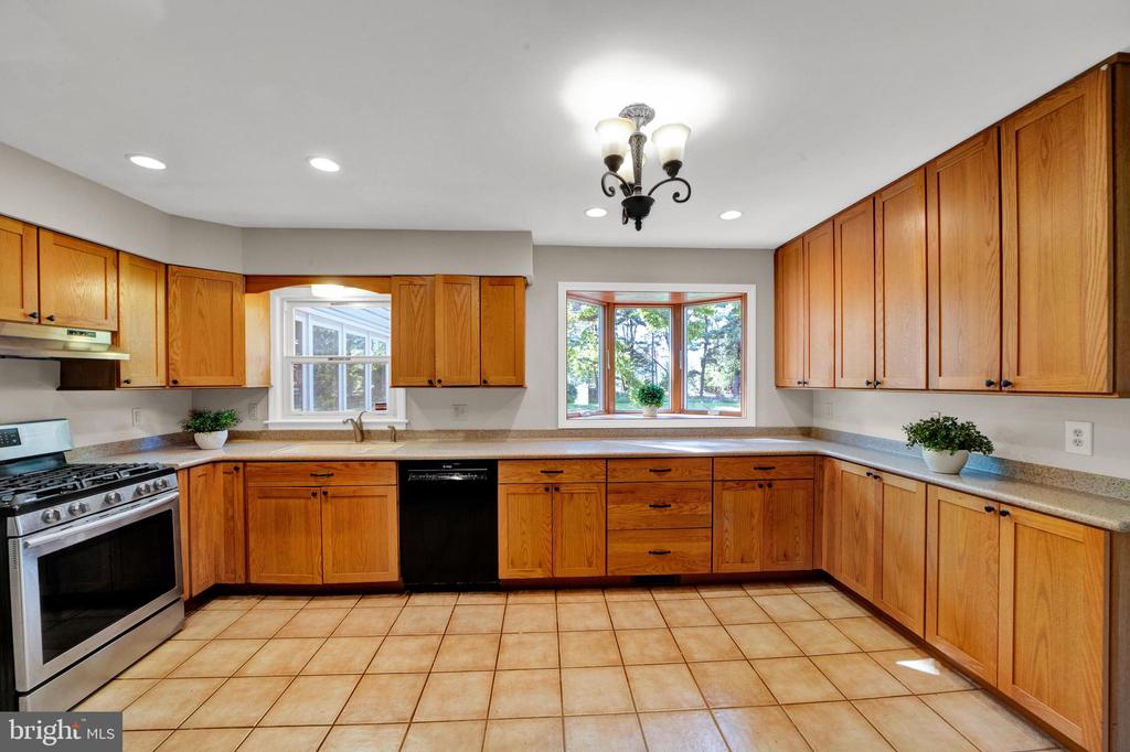 382 Burnt Hill Rd