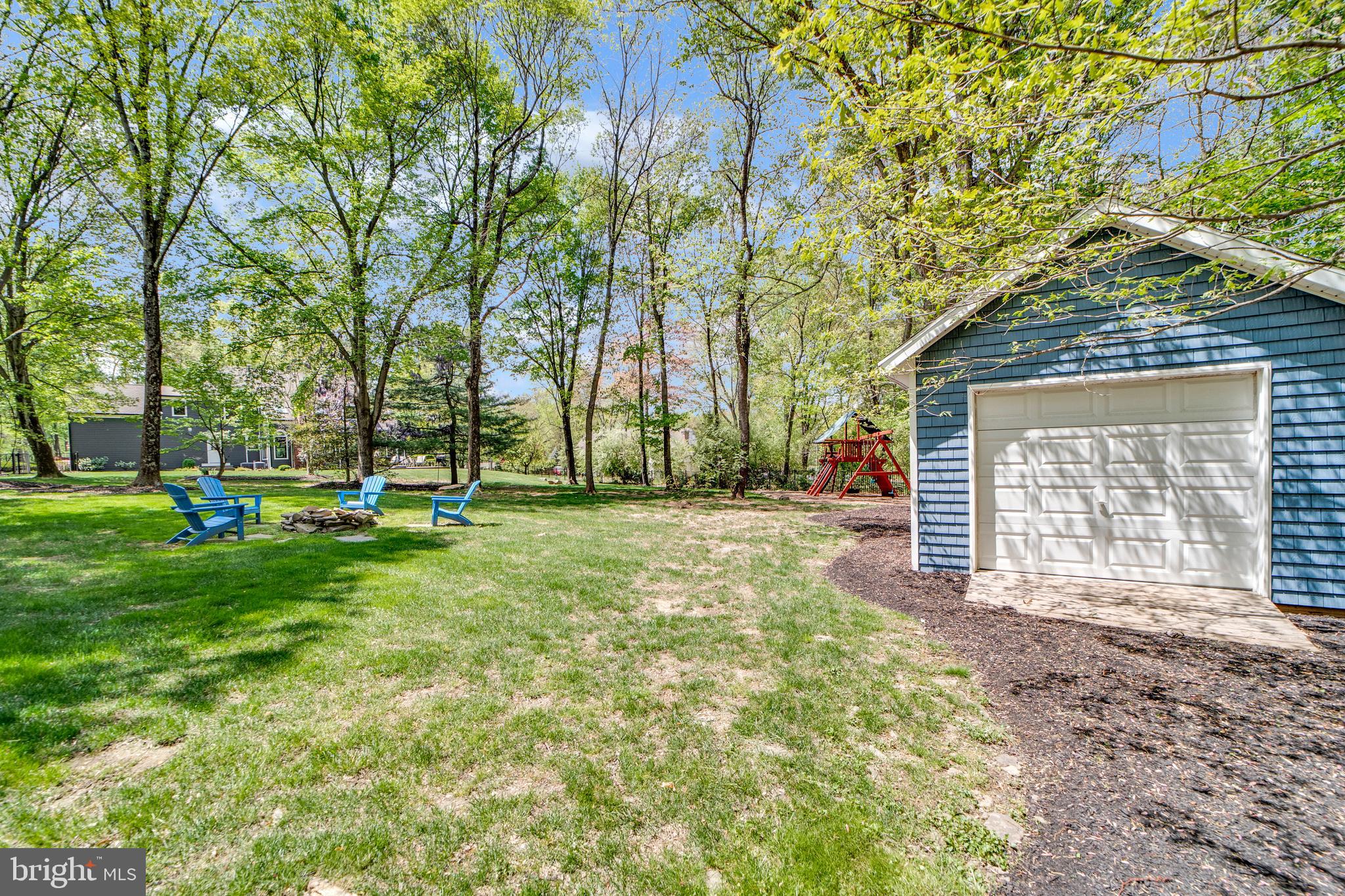 325 Spring Hill Rd