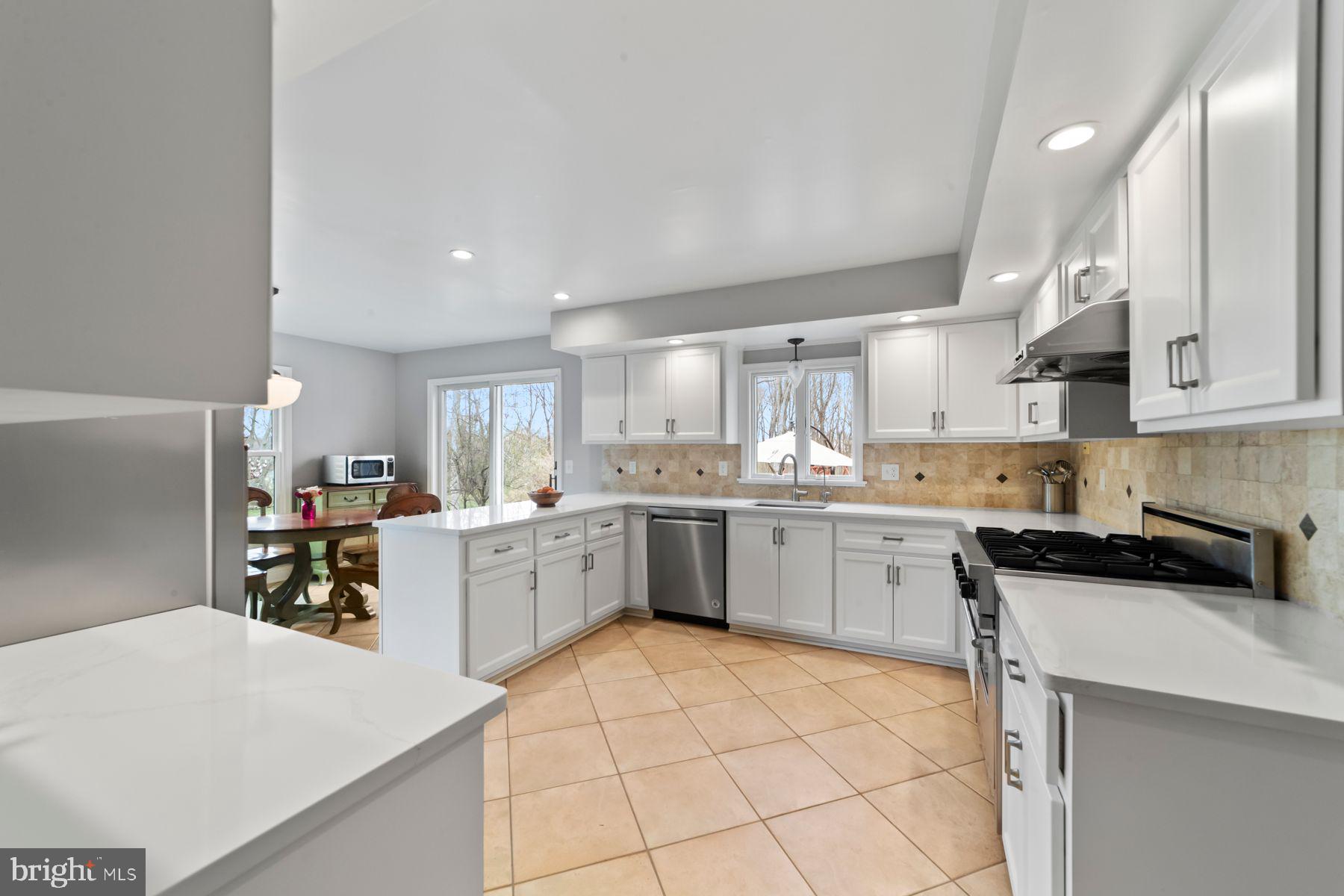 325 Spring Hill Rd