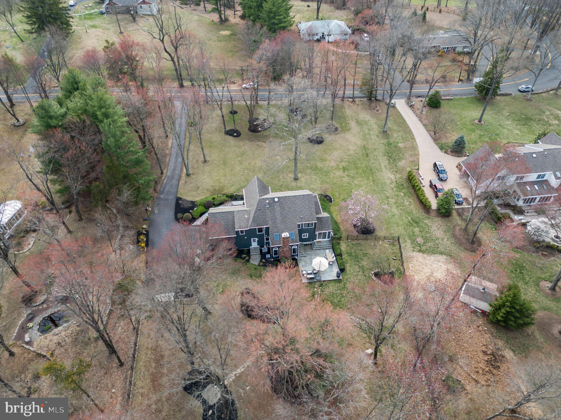 325 Spring Hill Rd