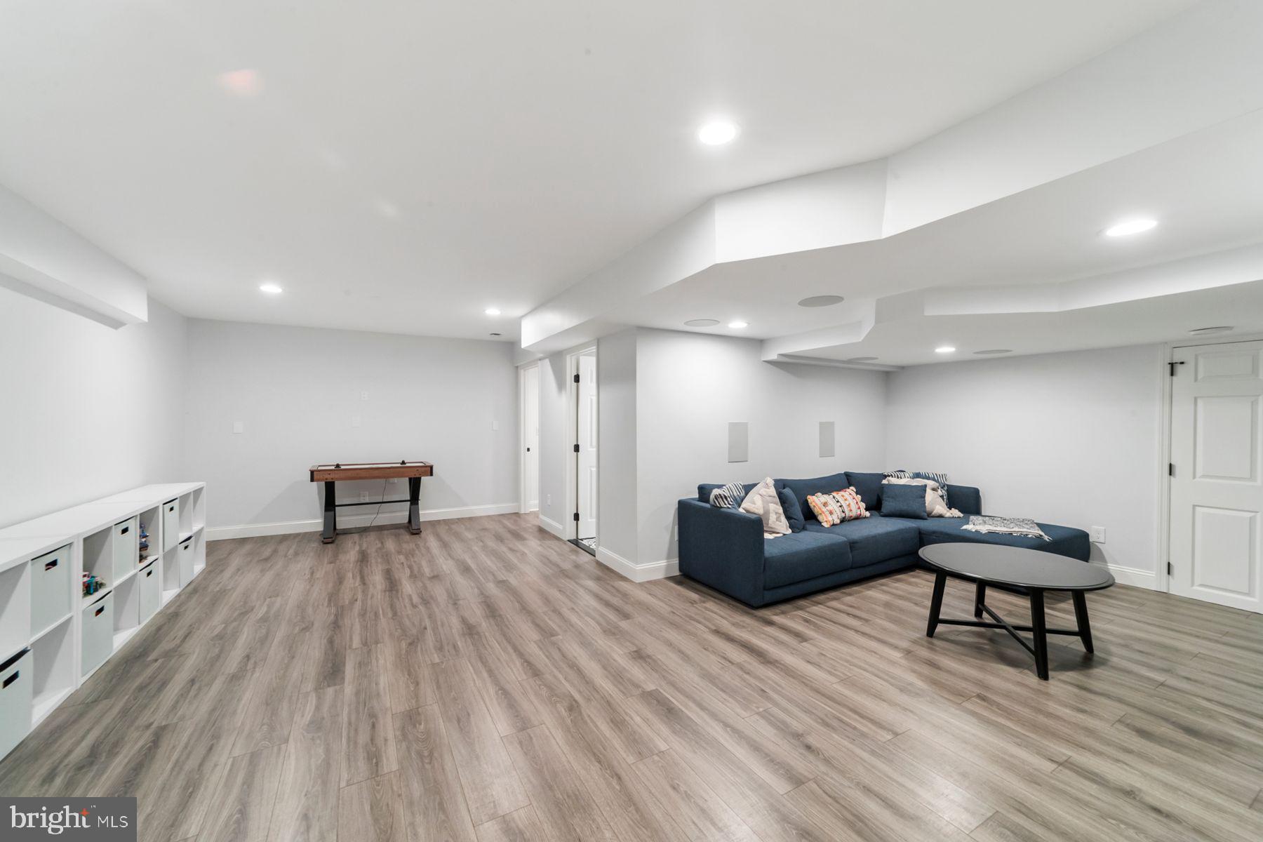 325 Spring Hill Rd