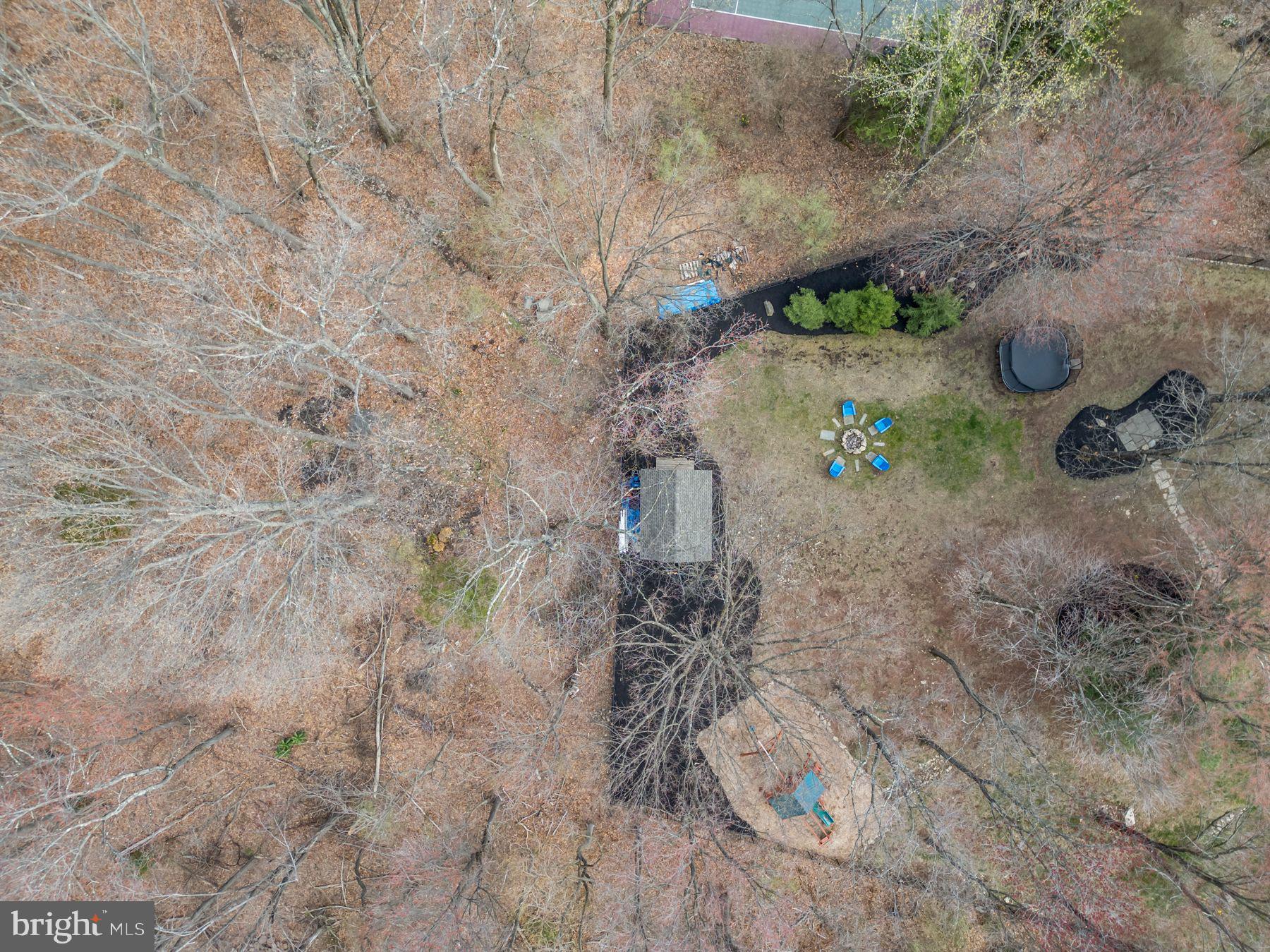 325 Spring Hill Rd