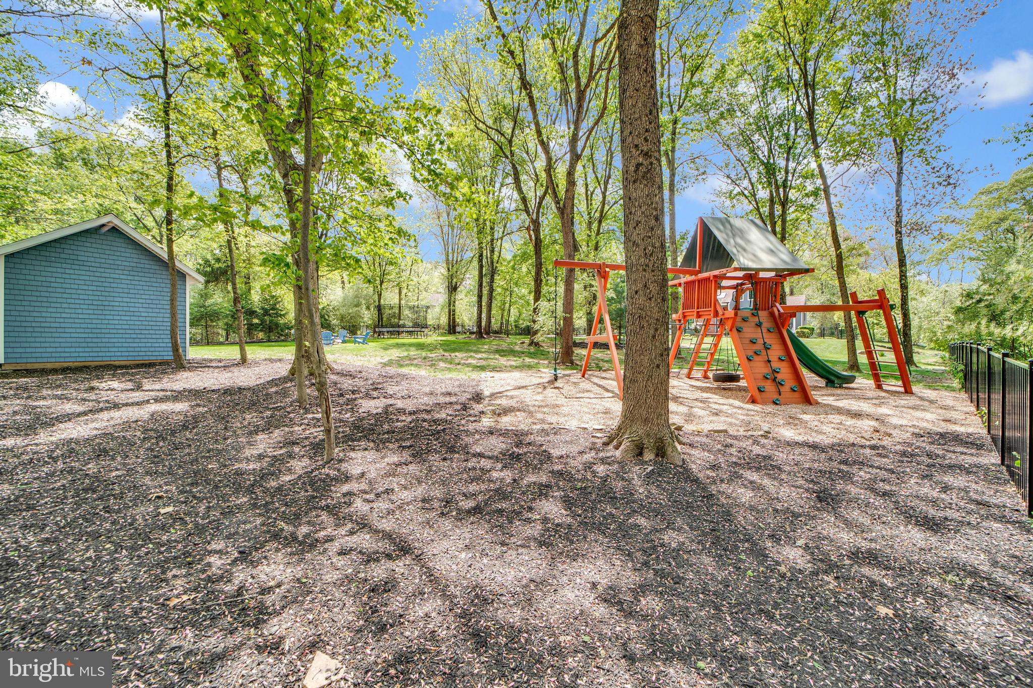 325 Spring Hill Rd