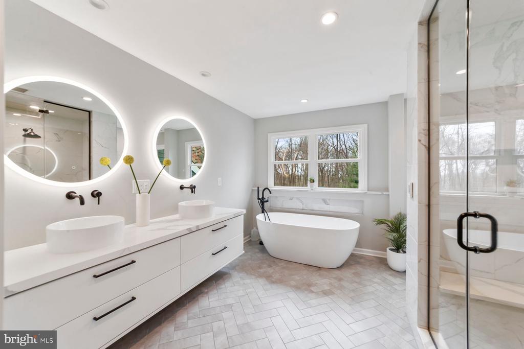 325 Spring Hill Rd