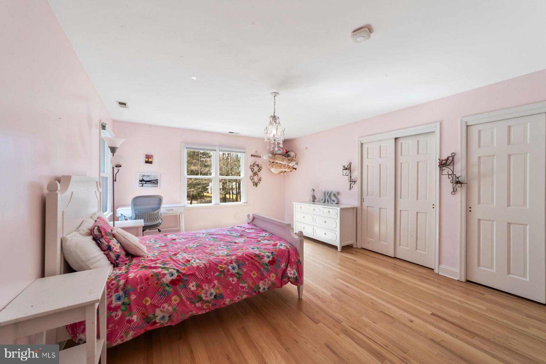 325 Spring Hill Rd
