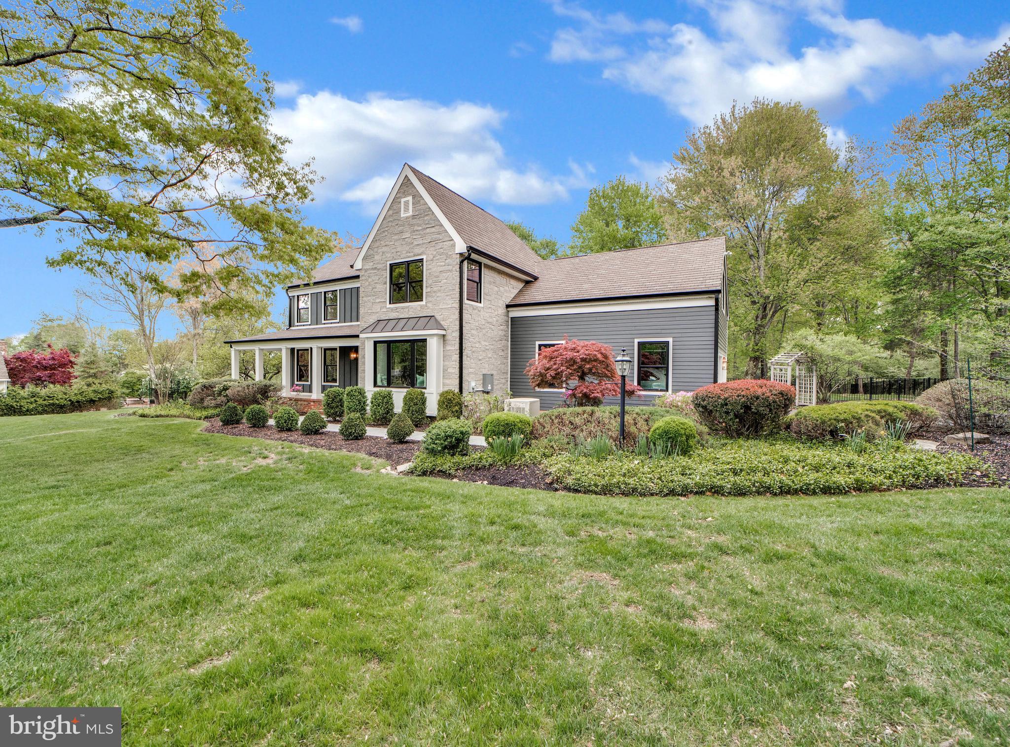 325 Spring Hill Rd