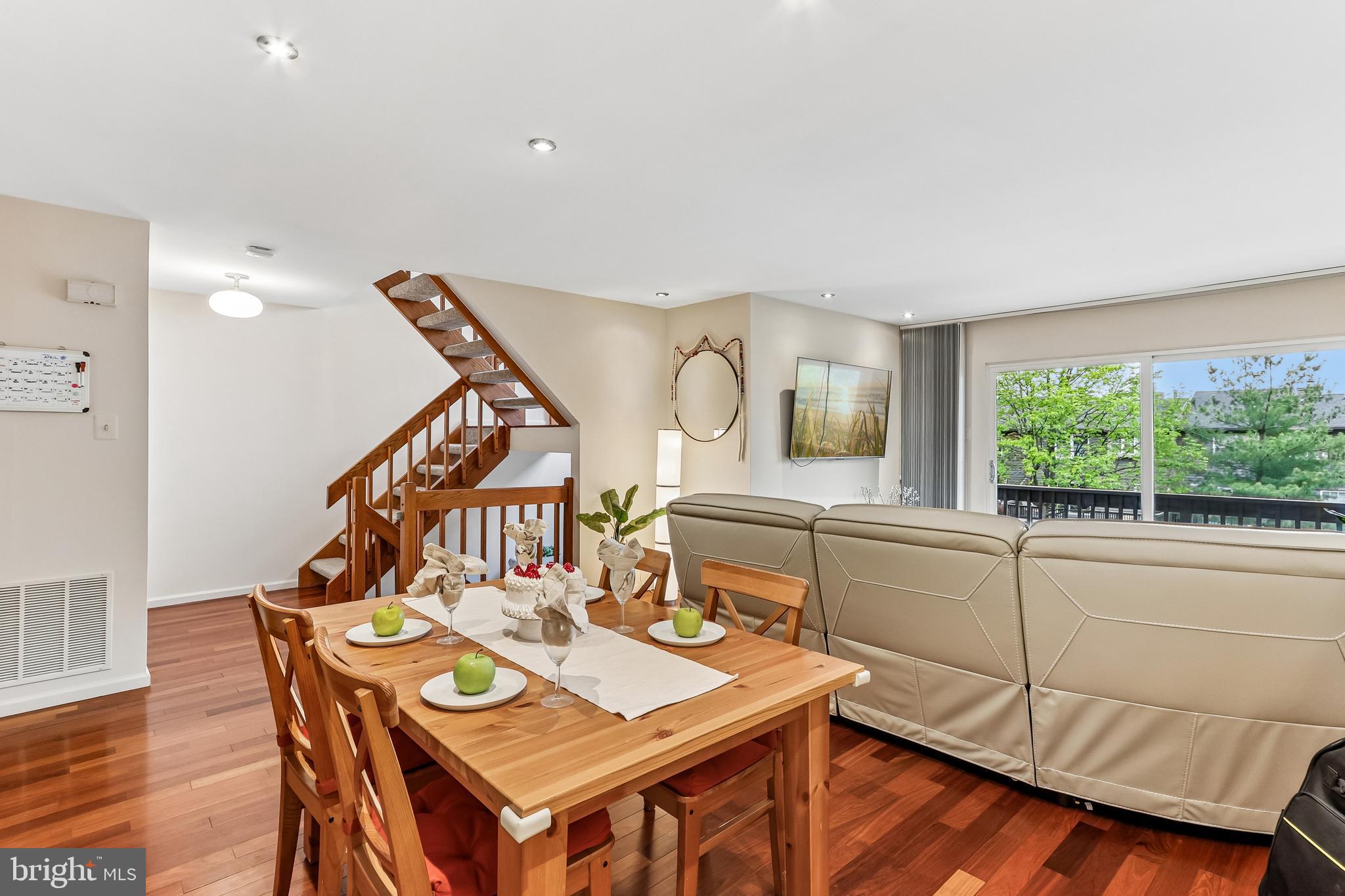 37 MELROSE ROAD C