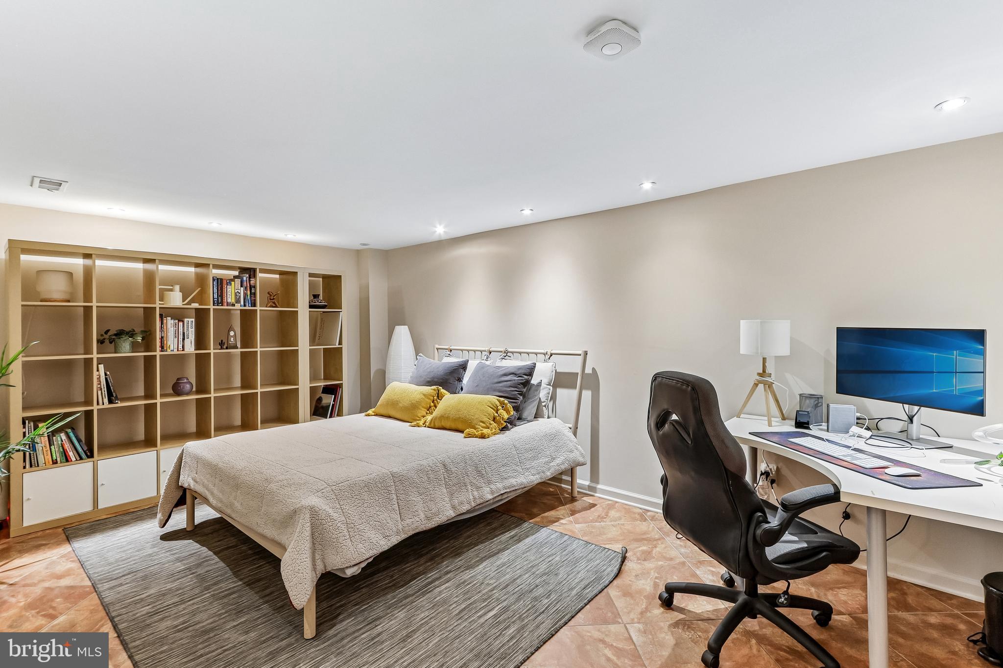 37 MELROSE ROAD C