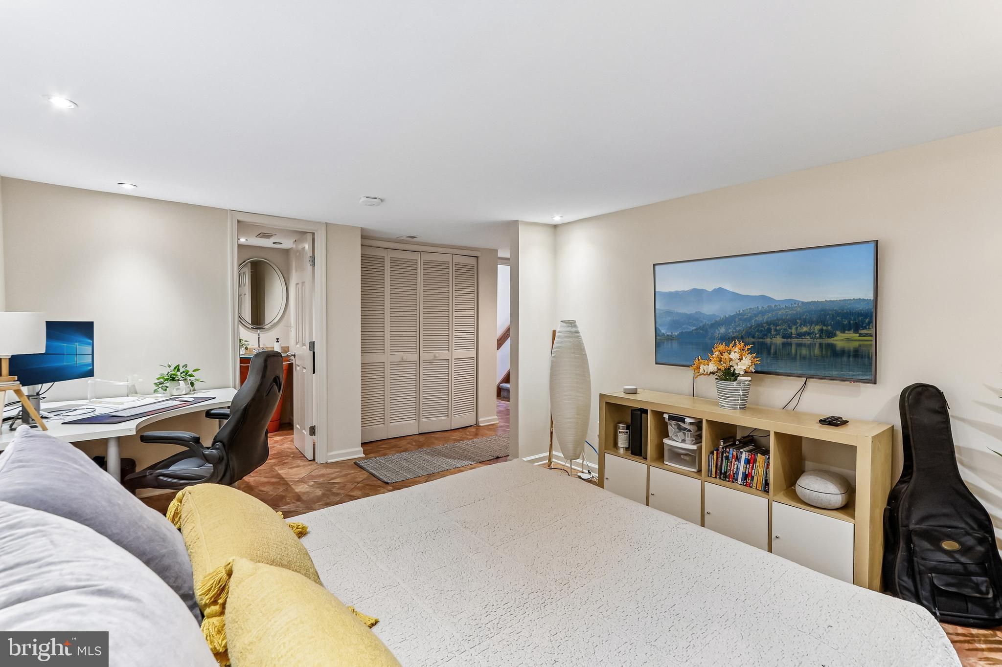 37 MELROSE ROAD C