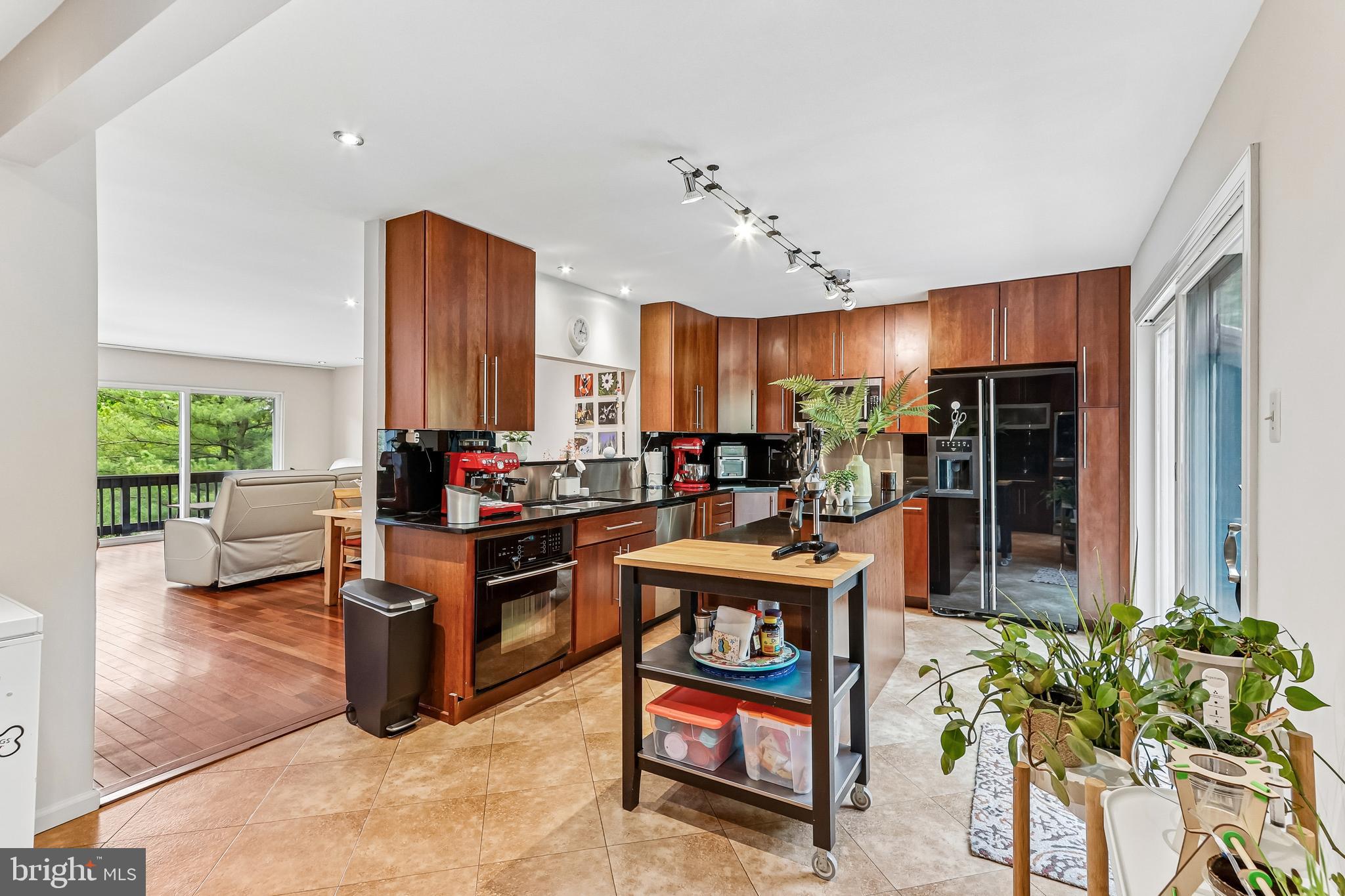 37 MELROSE ROAD C