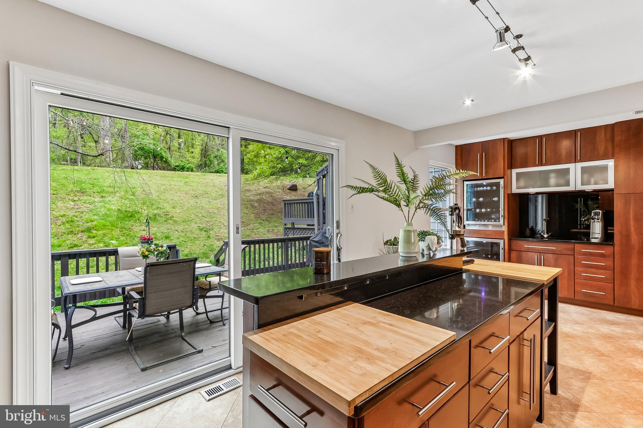 37 MELROSE ROAD C