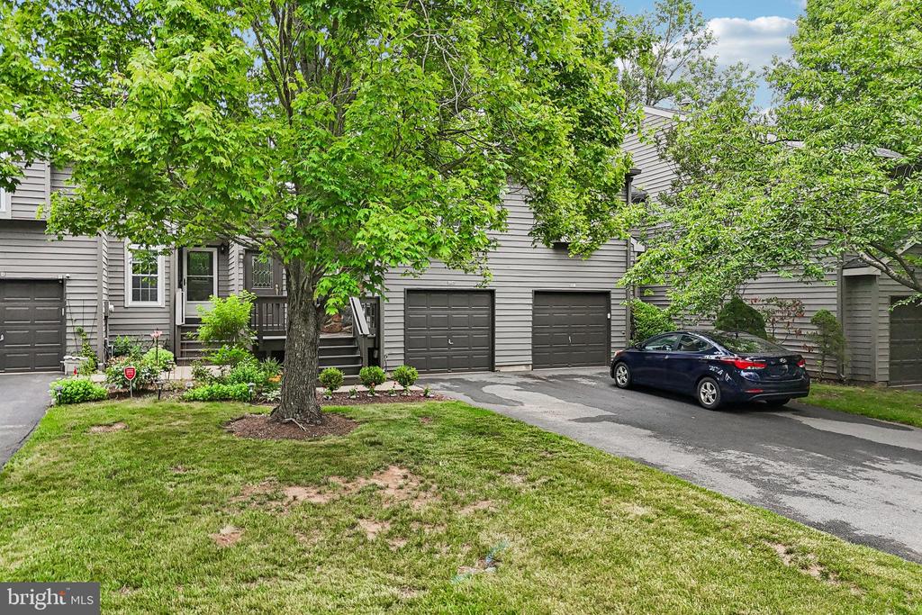 31 CHICOPEE DRIVE