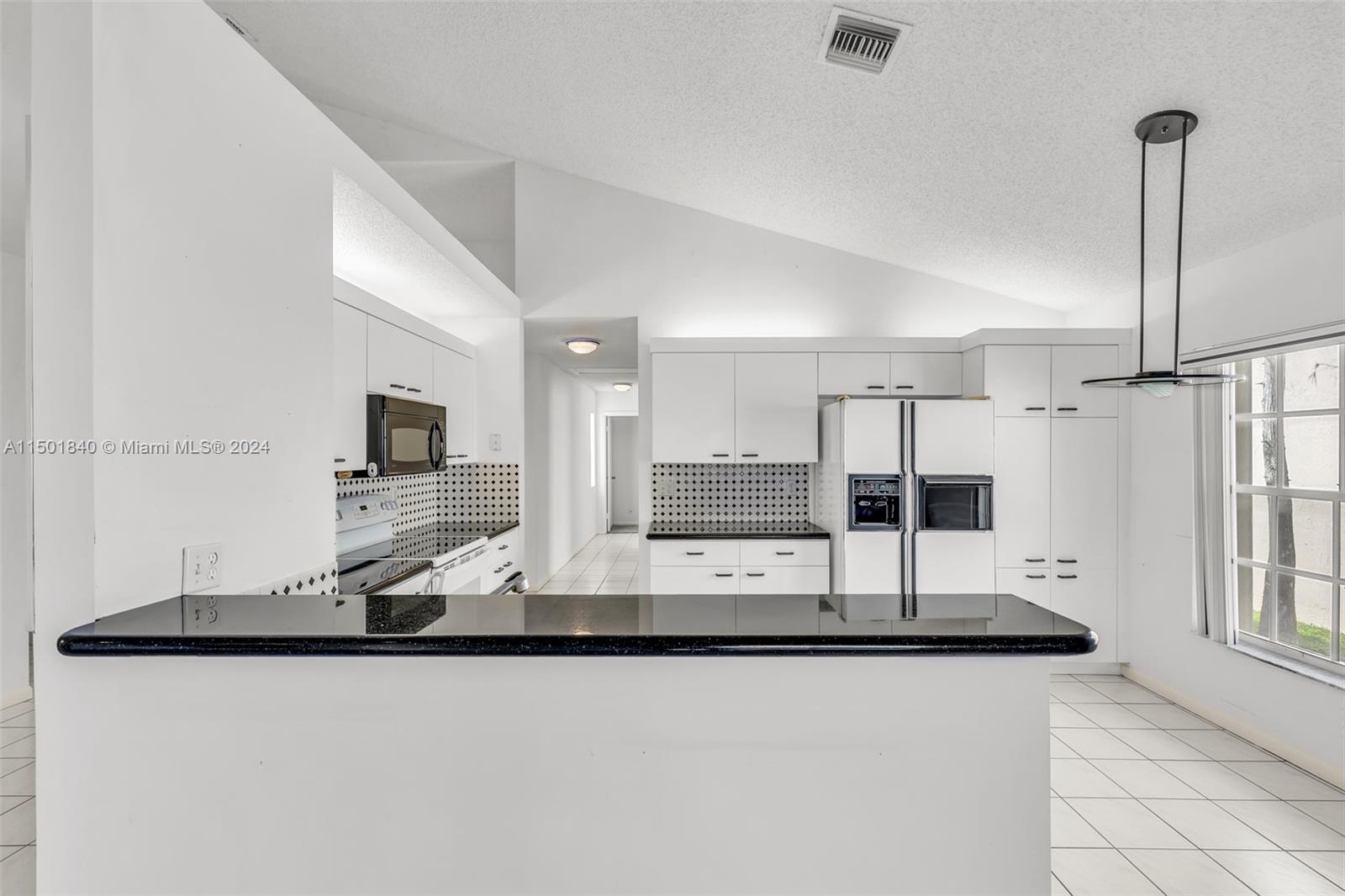 253 NW 117th Ave